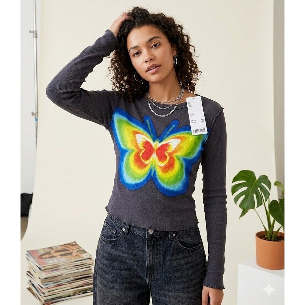 Urban Outfitters Y2K Butterfly Theme Long Sleeve Gray Shirt Womans Sz S NWT